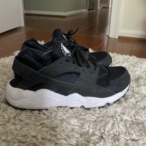 Nike huaraches